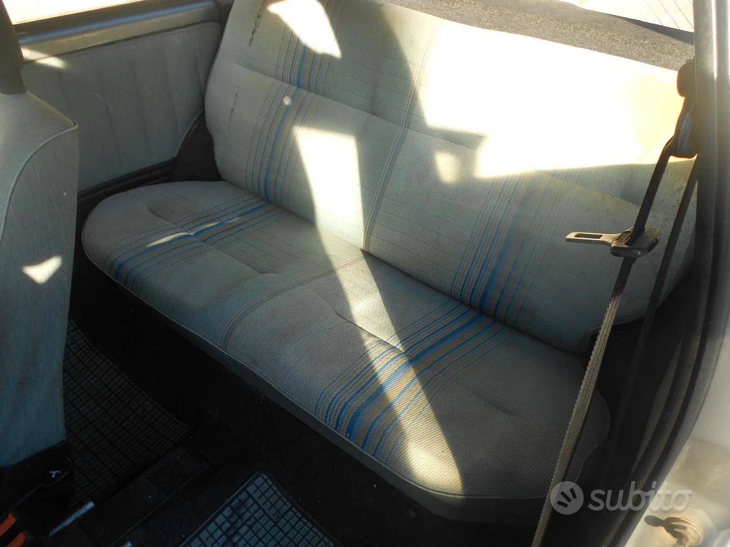 Fiat Uno 1988 photo 4