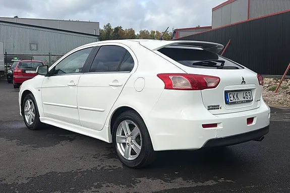 Mitsubishi Lancer 2010 photo 3