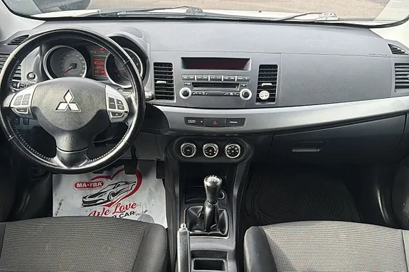 Mitsubishi Lancer 2010 photo 5