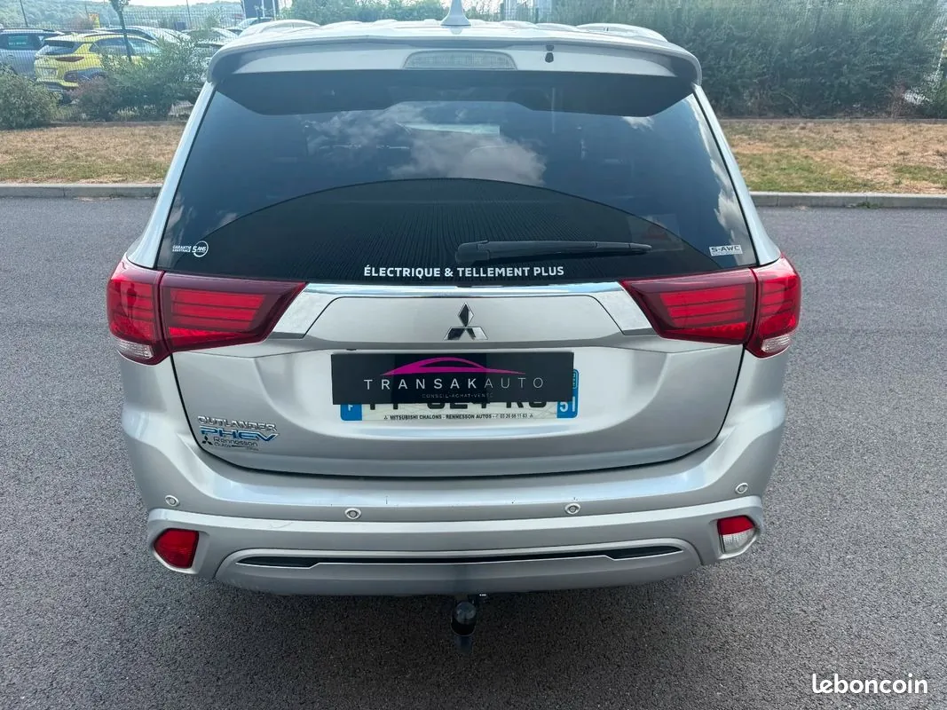 Mitsubishi Outlander 2020 photo 4