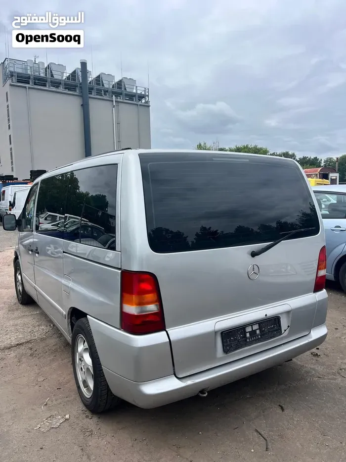 Mercedes-Benz V-Class 2027 photo 4