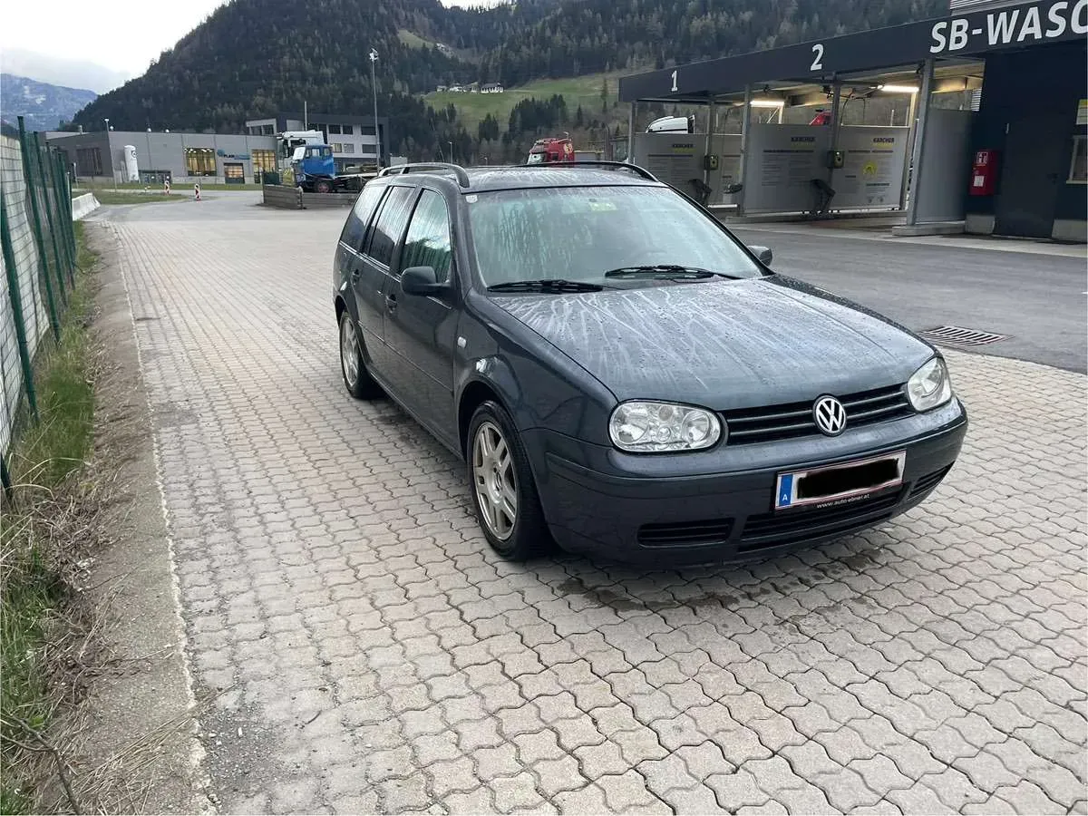 Volkswagen Golf 2002 photo 3
