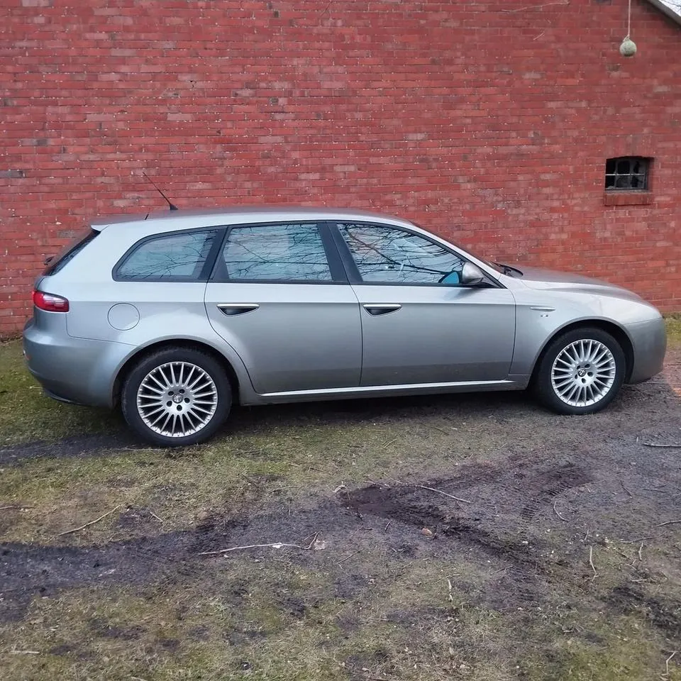 Alfa Romeo 159