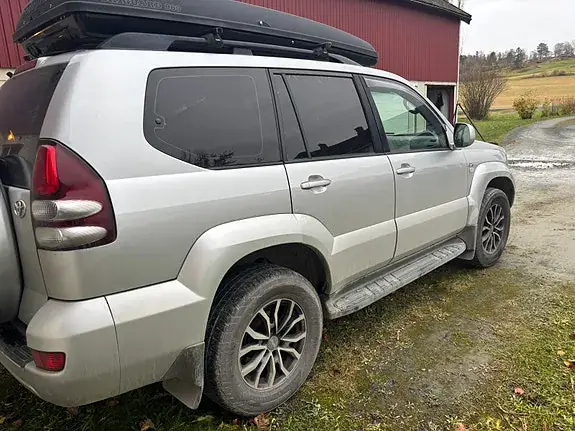 Toyota Land Cruiser 2005 photo 5