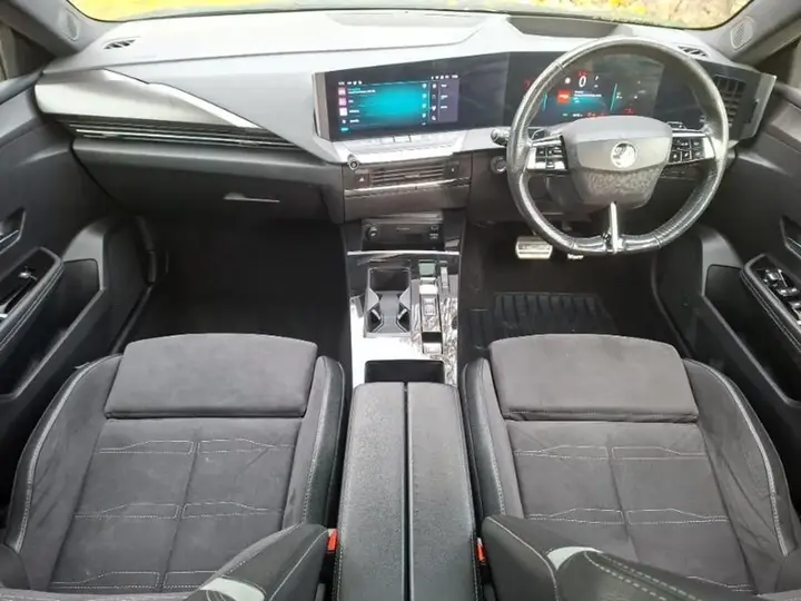 Vauxhall Astra 2023 photo 3