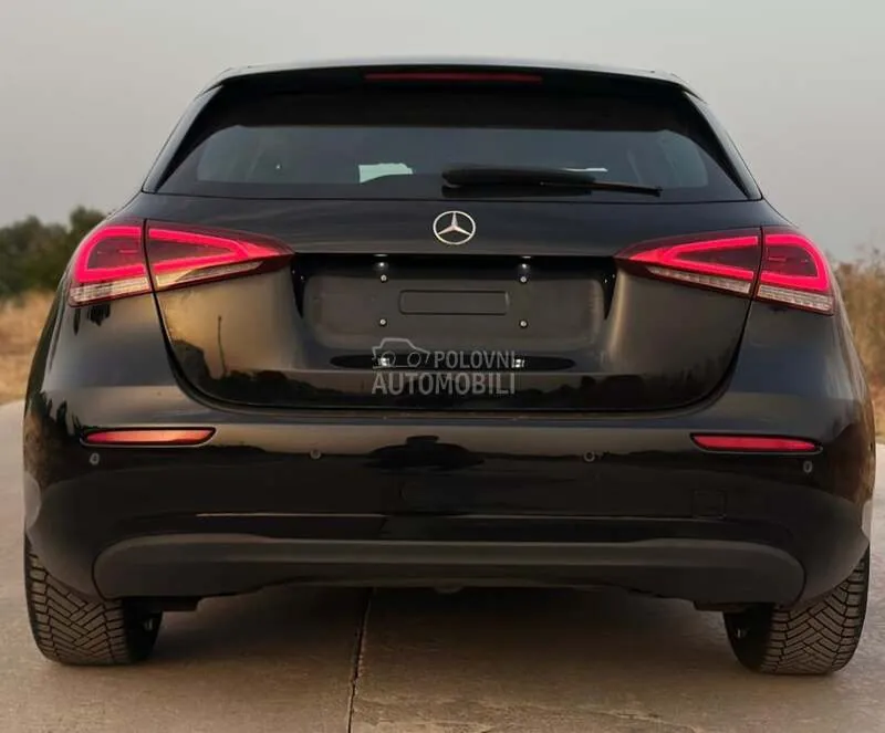 Mercedes-Benz A200 2022 photo 4