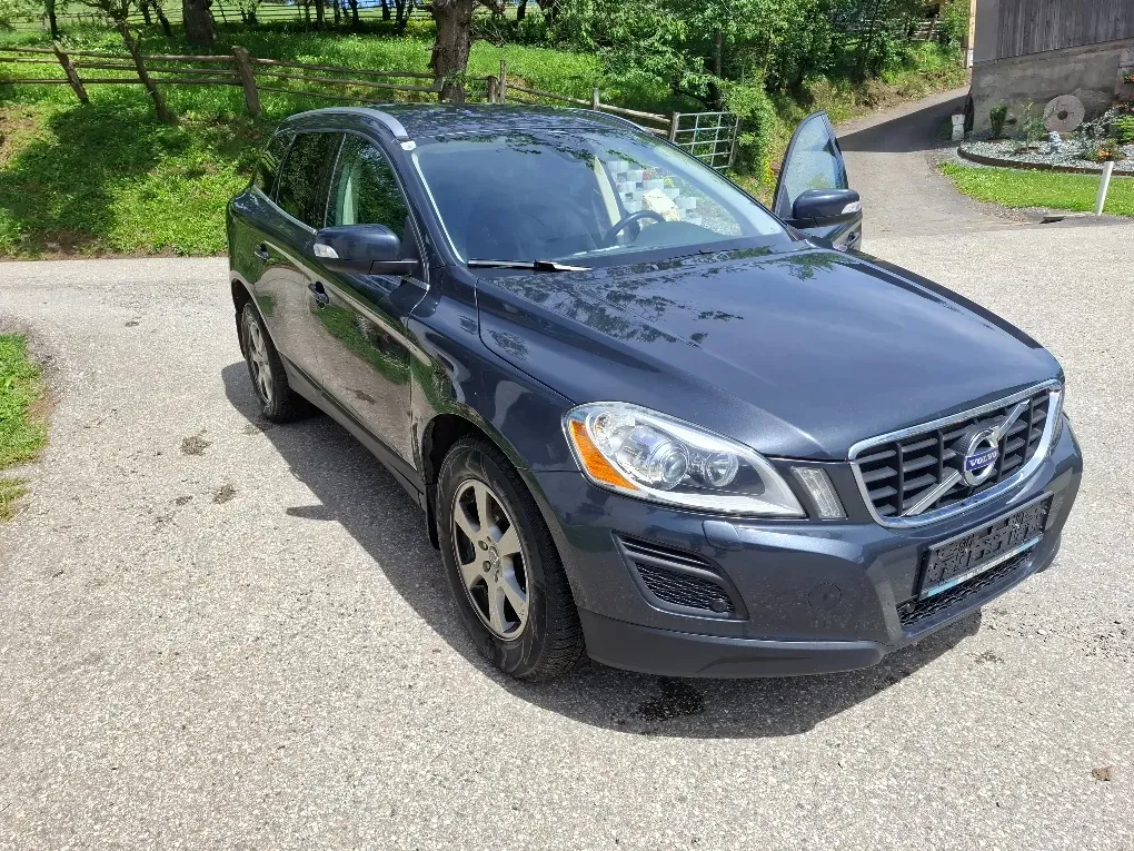 Volvo Xc60 2012 photo 2