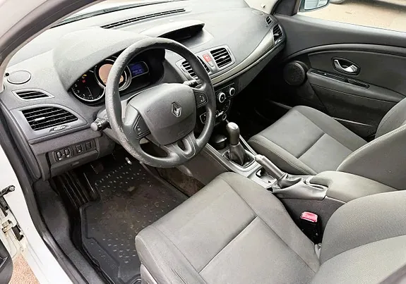 Renault Megane 2010 photo 5