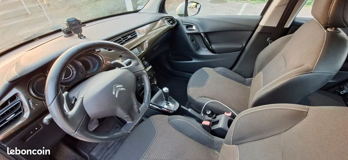 Citroen C3 2011 photo 2