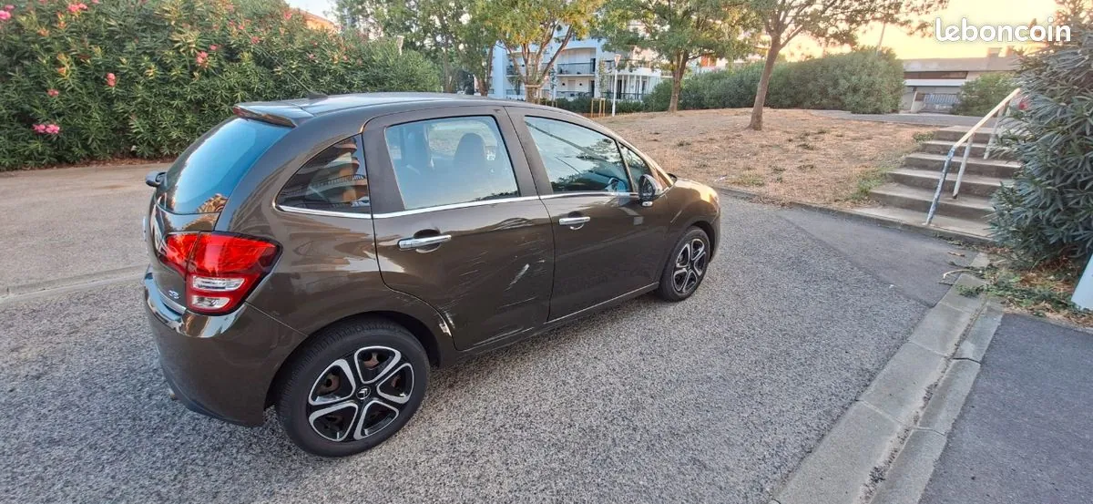 Citroen C3 2011 photo 3