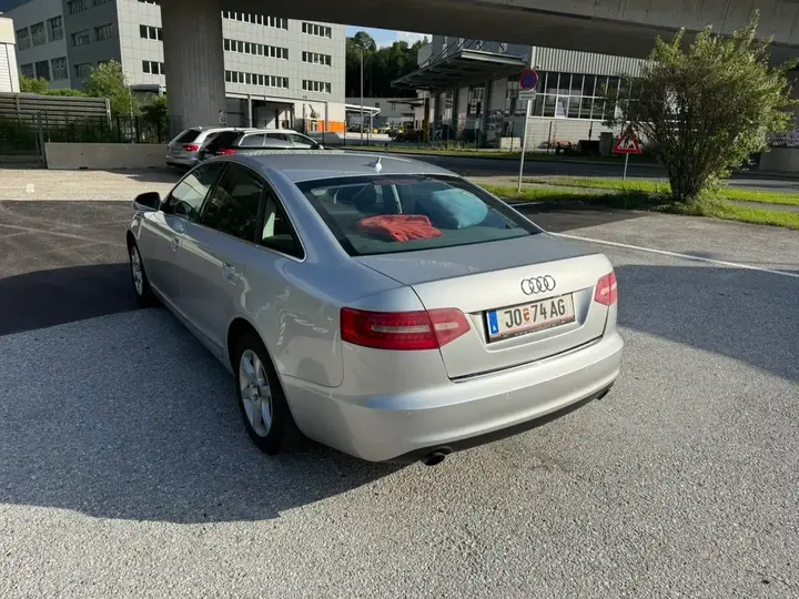 Audi A6 2010 photo 2