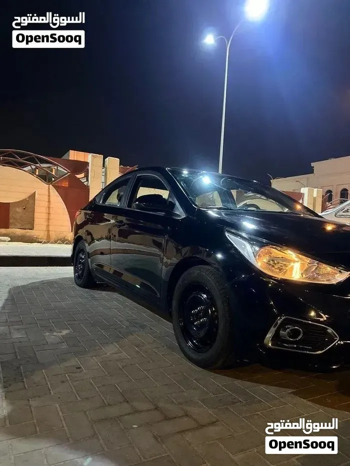 Hyundai Accent 2019 photo 2