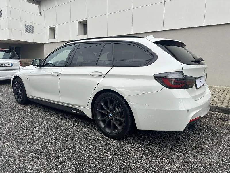 BMW 3 Series 2018 photo 4