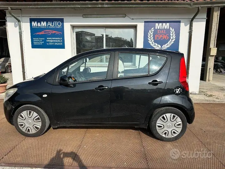 Opel Agila