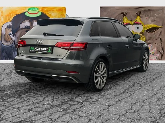Audi A3 2018 photo 5