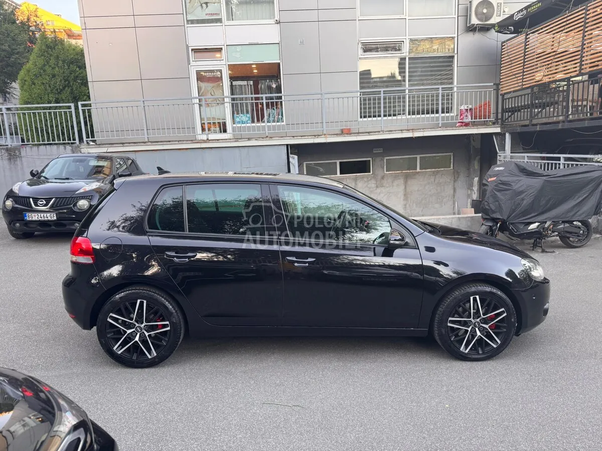 Volkswagen Golf 6 2012 photo 2