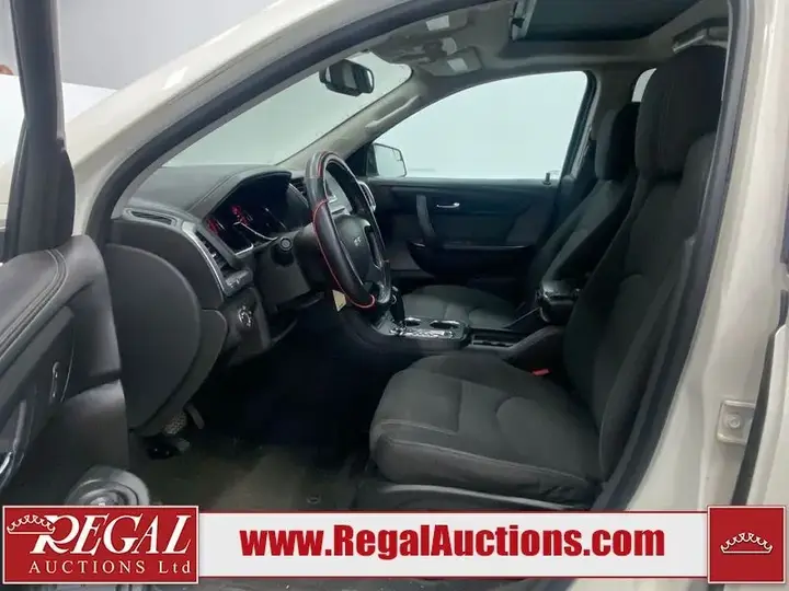 GMC Acadia 2013 photo 5