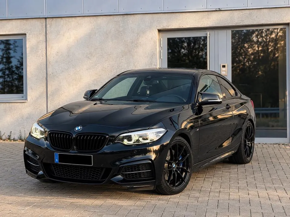 BMW M240I