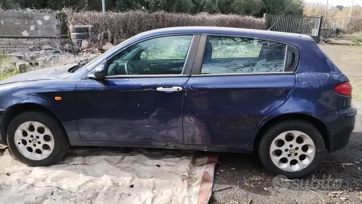 Alfa Romeo 147