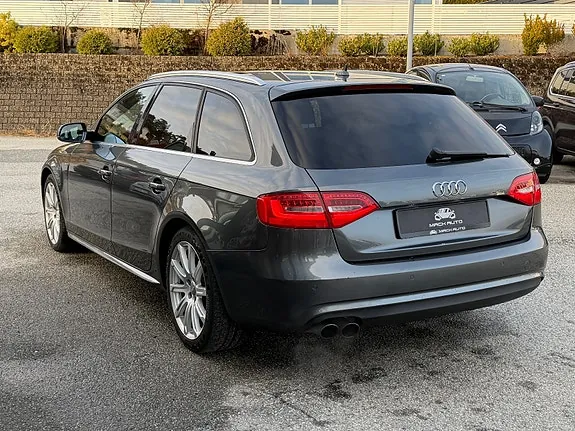 Audi A4 2015 photo 4