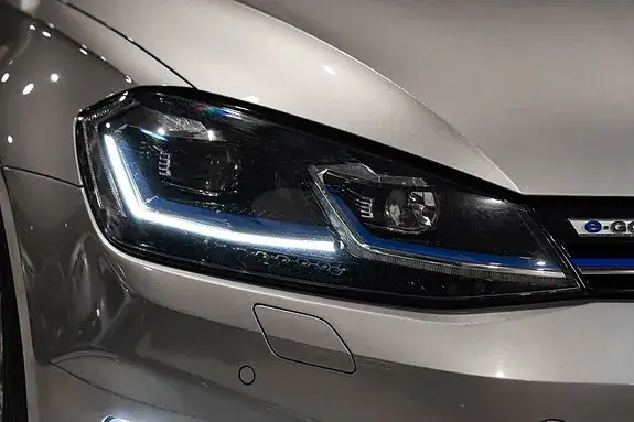 Volkswagen E-Golf 2018 photo 4