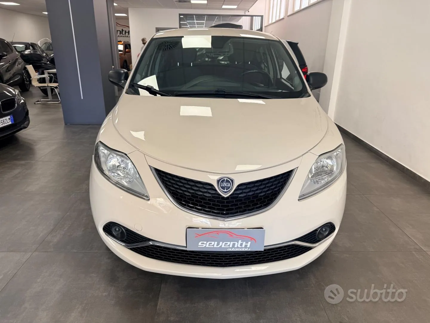 Lancia Ypsilon 2018 photo 2