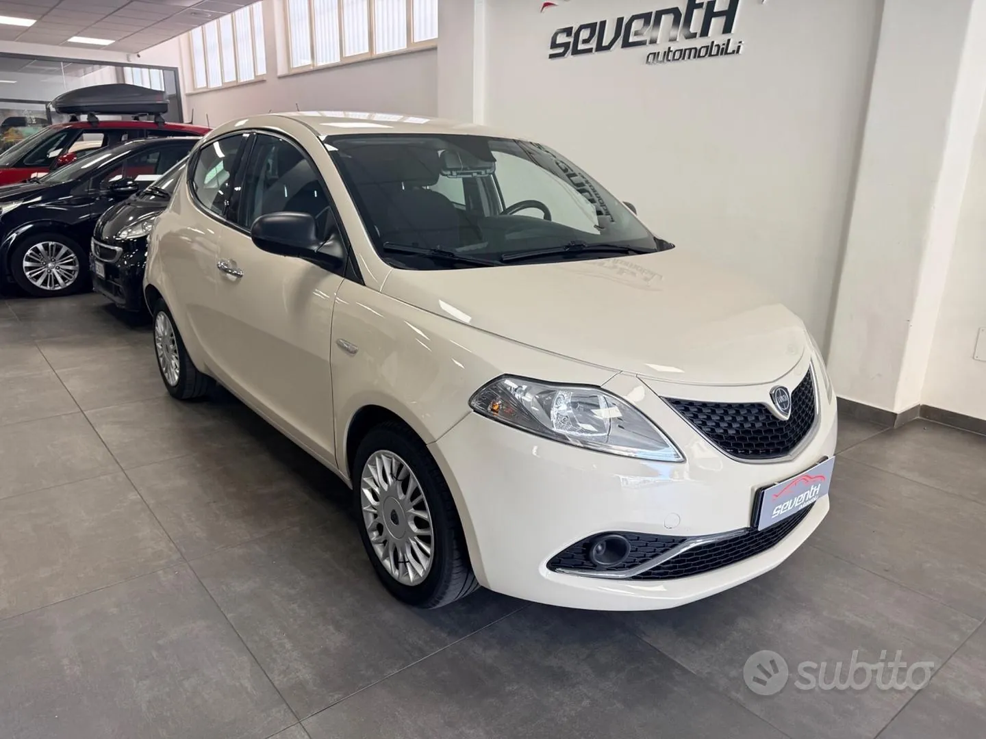 Lancia Ypsilon