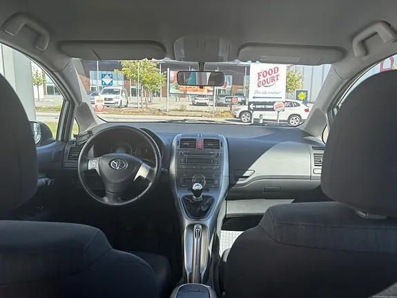 Toyota Auris 2008 photo 4