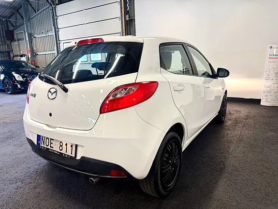 Mazda 2 2008 photo 5
