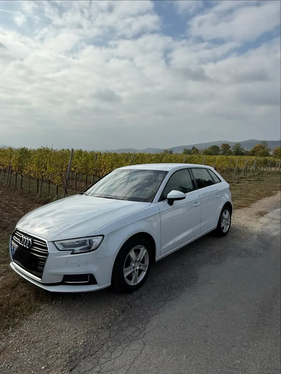 Audi A3 2018 photo 3
