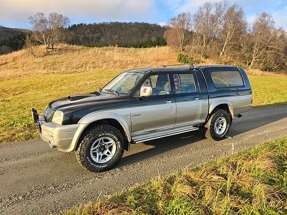 Mitsubishi L200 2005 photo 4
