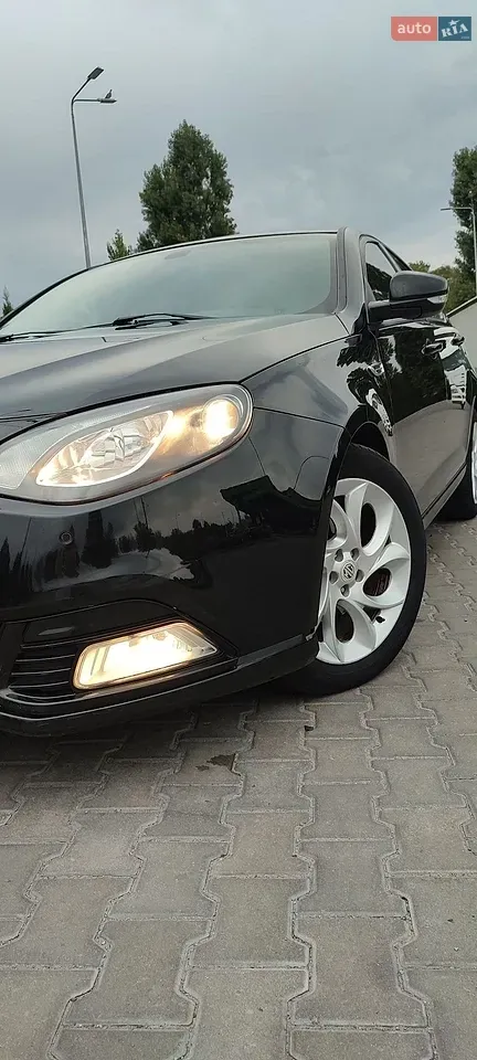 MG 6 2013 photo 2