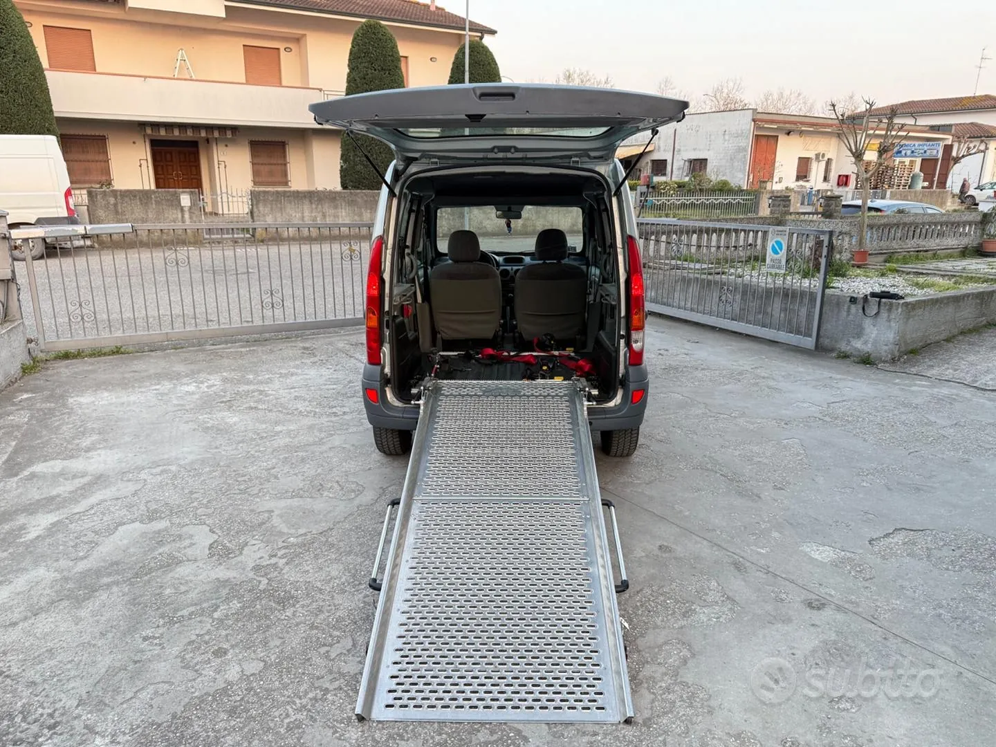 Renault Kangoo 2005 photo 4