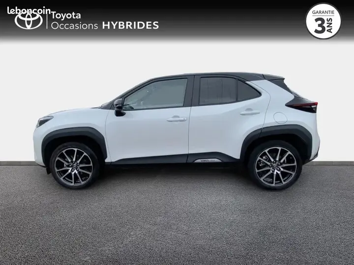 Toyota Yaris Cross 2022 photo 3