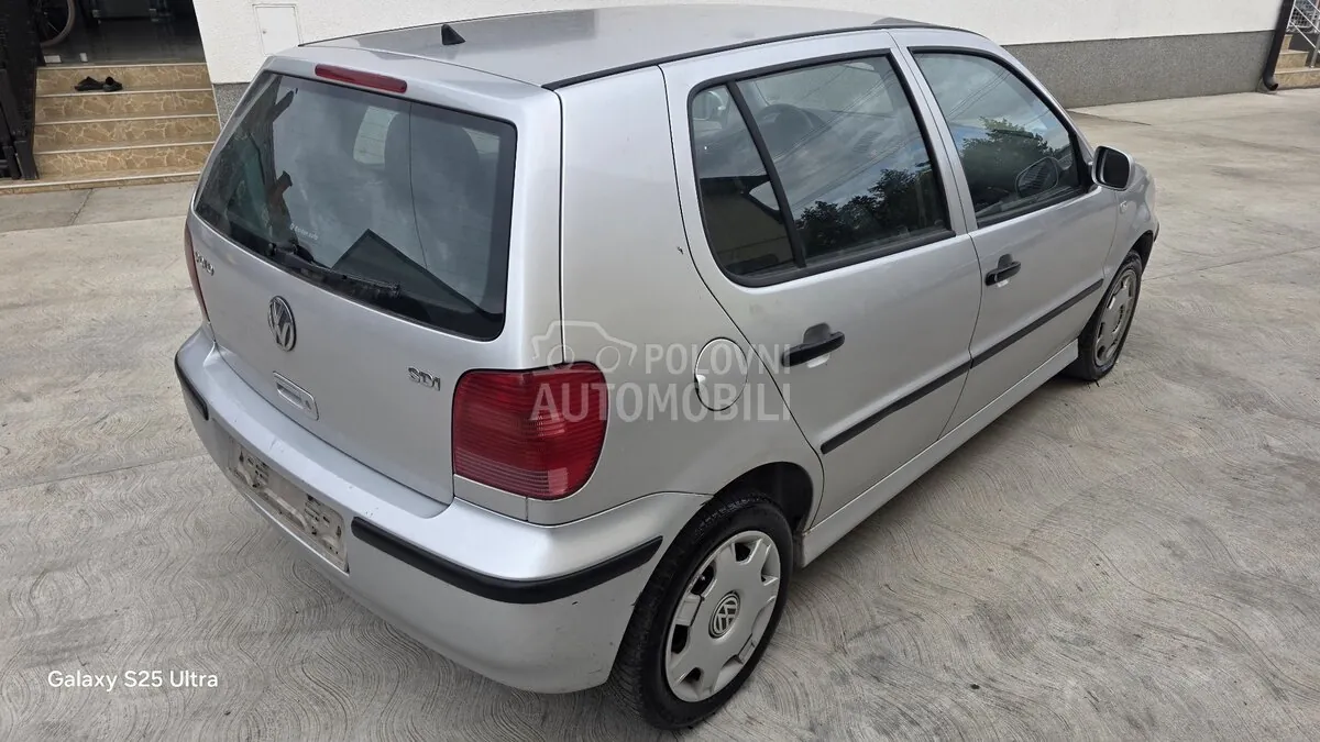 Volkswagen Polo 2000 photo 5