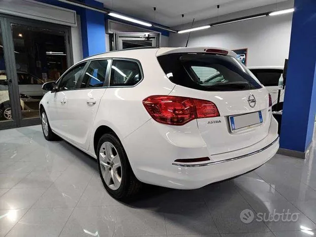 Opel Astra 2016 photo 2