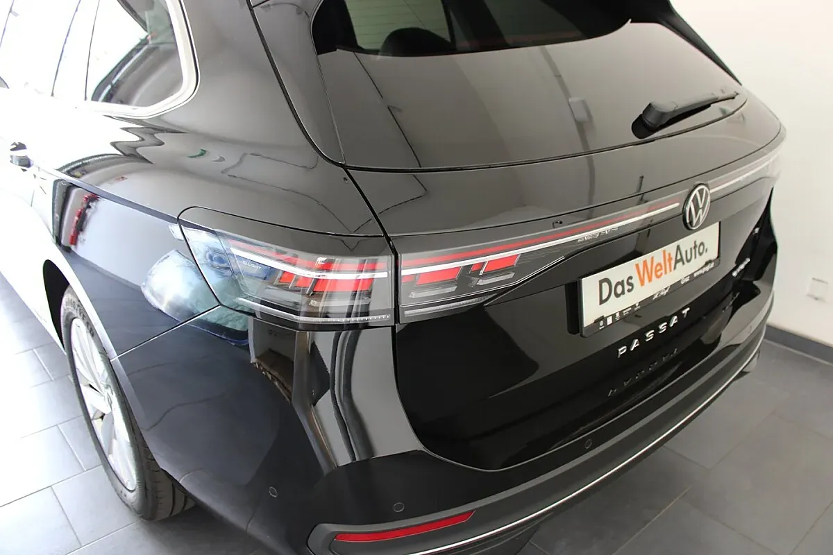 Volkswagen Passat 2026 photo 2