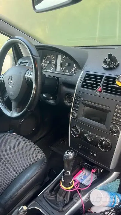 Mercedes-Benz A 2011 photo 5