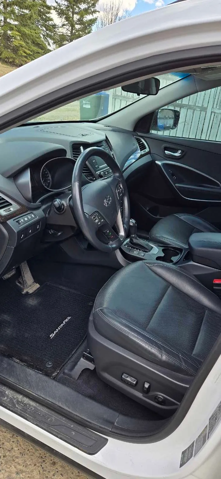 Hyundai Santa Fe 2017 photo 3