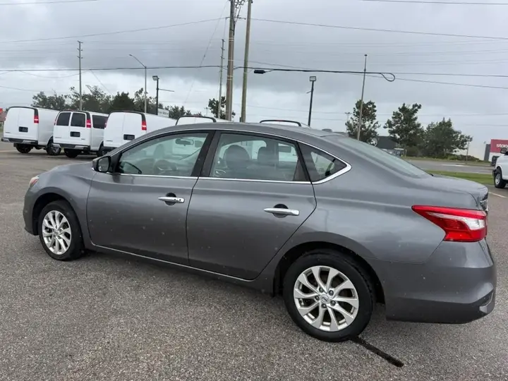 Nissan Sentra 2017 photo 4
