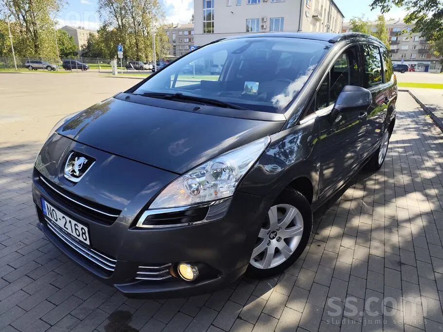 Peugeot 5008 2011 photo 2