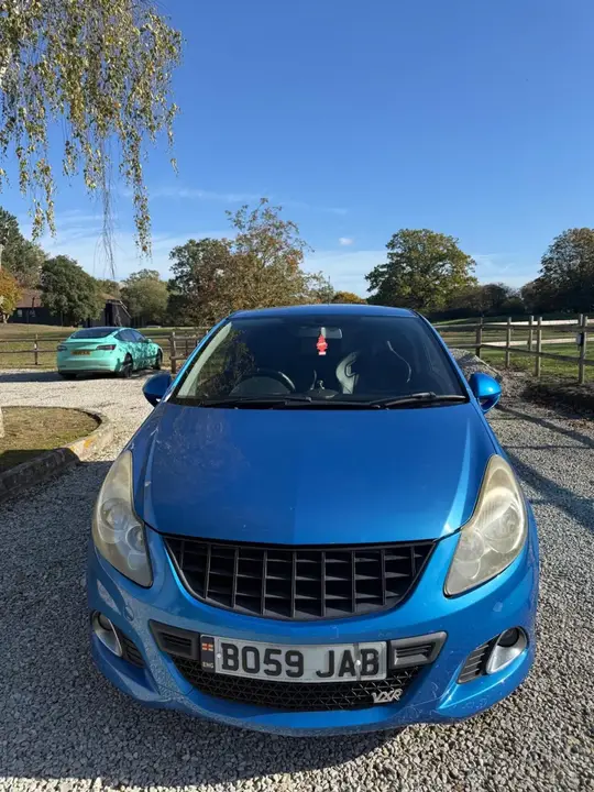 Vauxhall Corsa 2009 photo 2