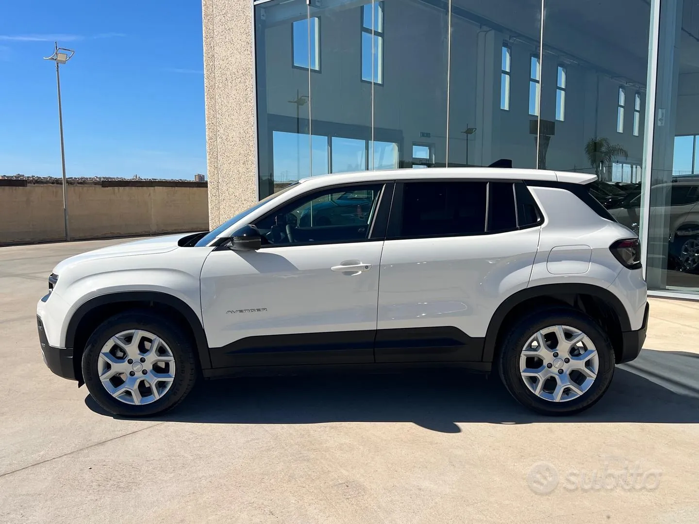 Jeep Avenger 2026 photo 2