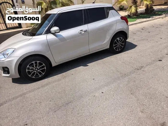 Suzuki Swift 2023 photo 5