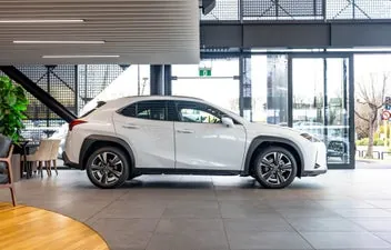 Lexus Ux 300H 2026 photo 3