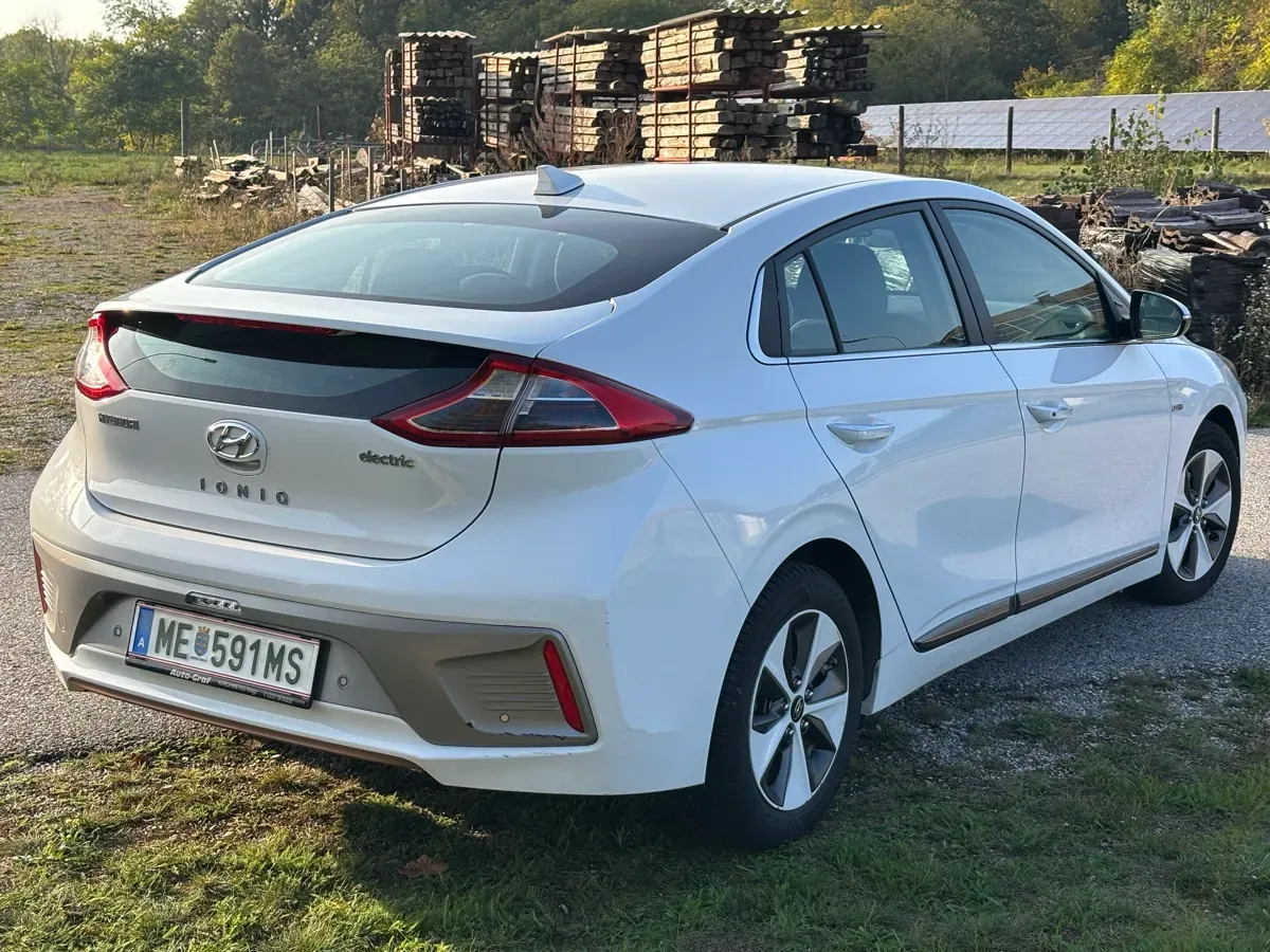 Hyundai Ioniq 2017 photo 3