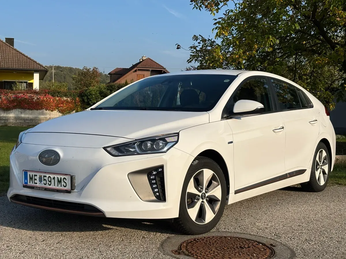 Hyundai Ioniq 2017 photo 2