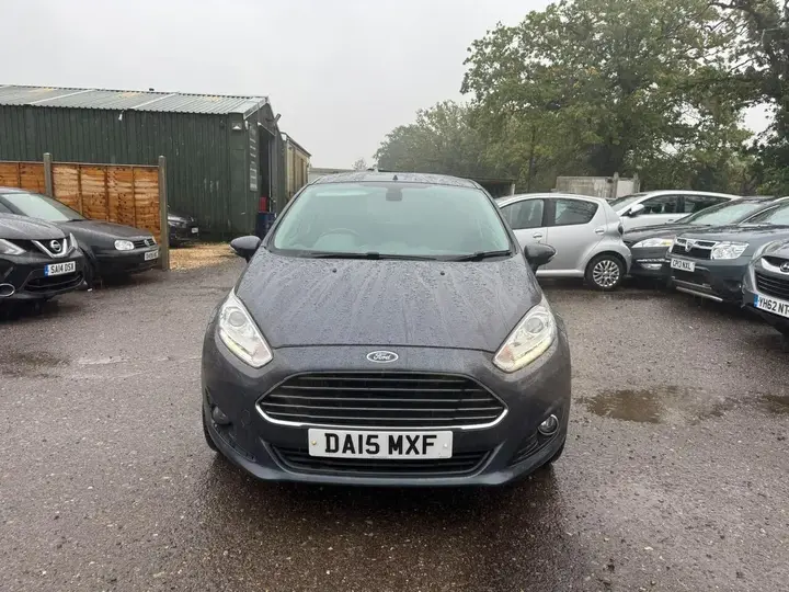 Ford Fiesta 2015 photo 3