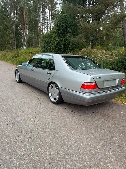 Mercedes-Benz S600