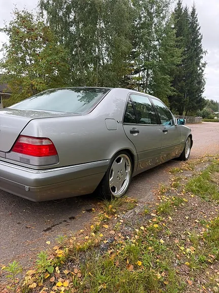 Mercedes-Benz S600 1995 photo 3